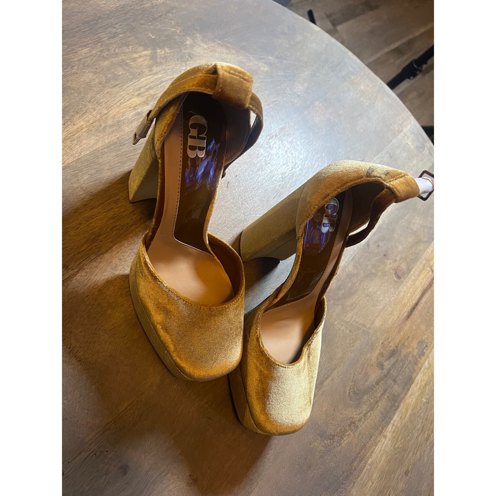 GB Womens Platform Heels Velvet Square Toe Gold 8.5M - Picture 3 of 5